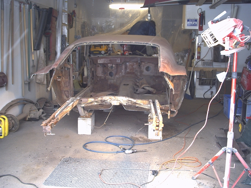 07_03_PICT30075.JPG - Now thats removing the back end