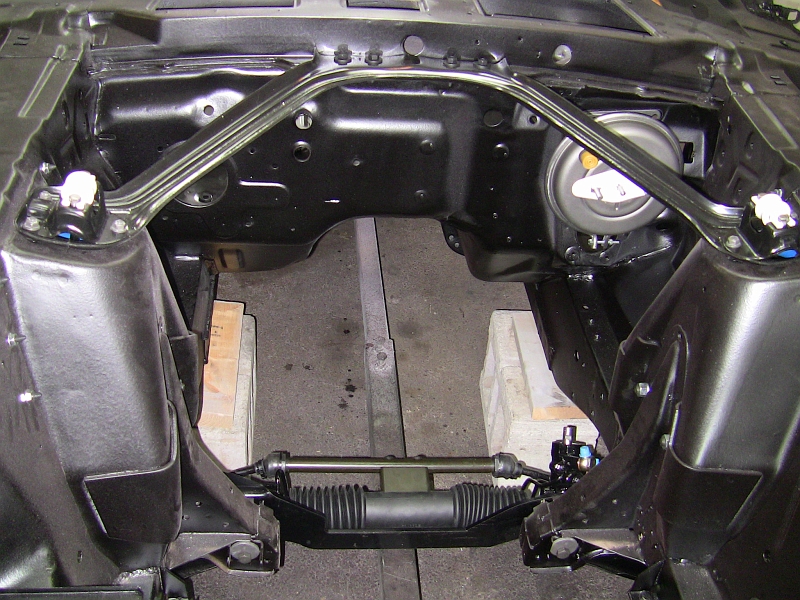 IMG_0474.JPG - Yes, its getting rack and pinion.  Power that is....